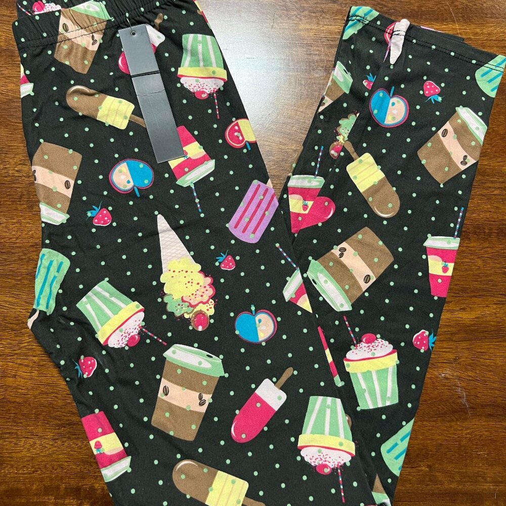 New Women's Green Ice Cream Coffee Full or Capri Length Buttery Soft Leggings OS